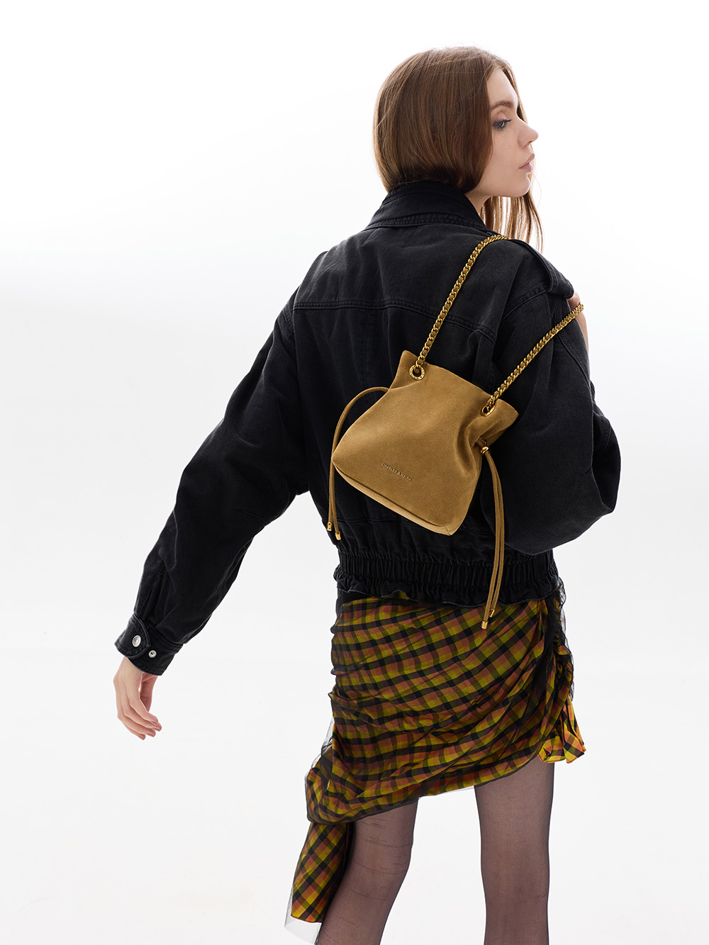 Women’s Arya recycled suede braided-strap double-handle tote bag in sahara sand - CHARLES & KEITH