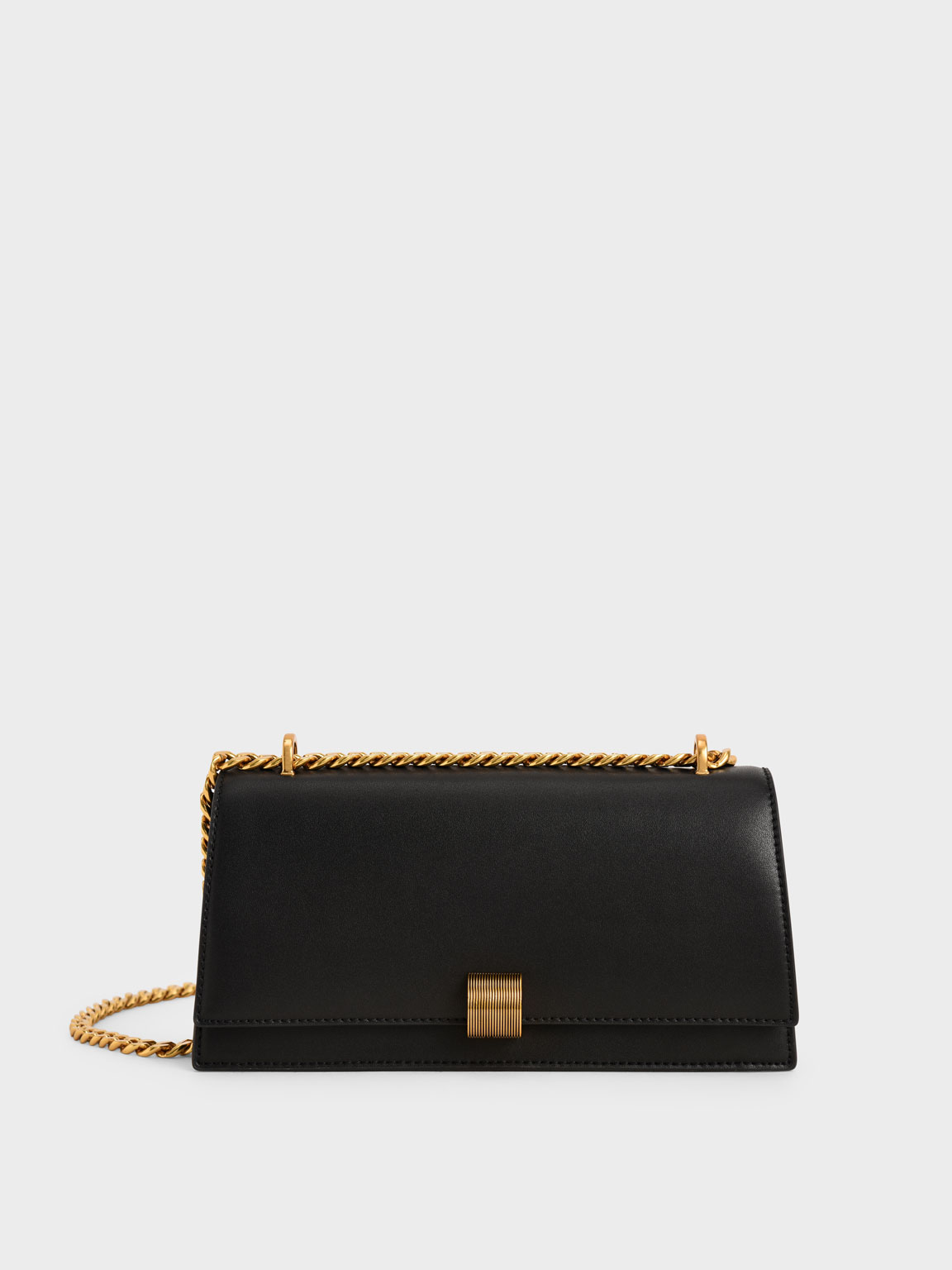 

Chain Strap Trapeze Shoulder Bag, Black