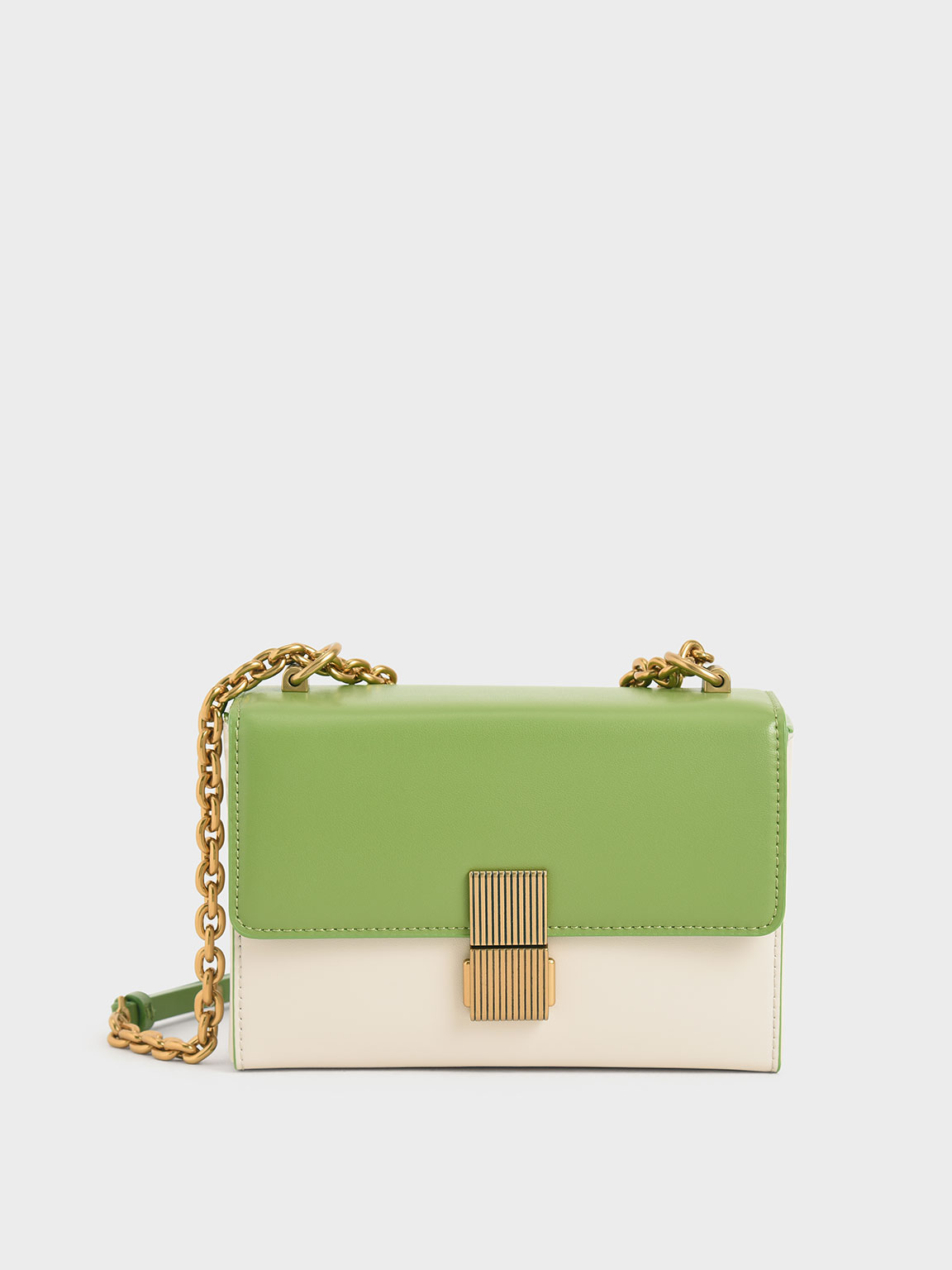 

Metallic Push-Lock Clutch