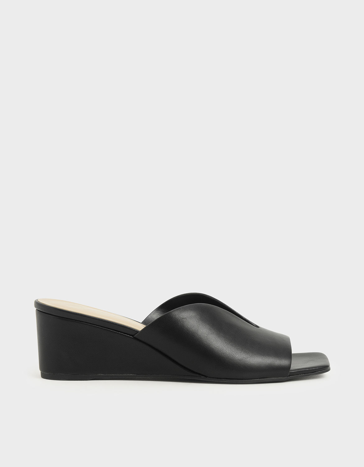

V-Cut Wedges, Black