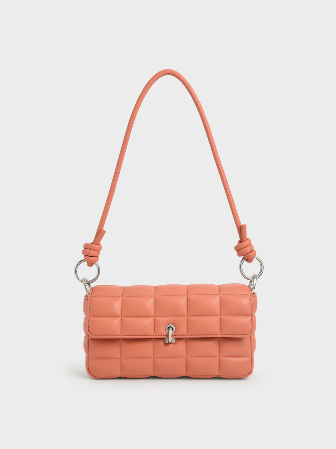 

Maze Chunky Chain Handle Quilted Shoulder Bag