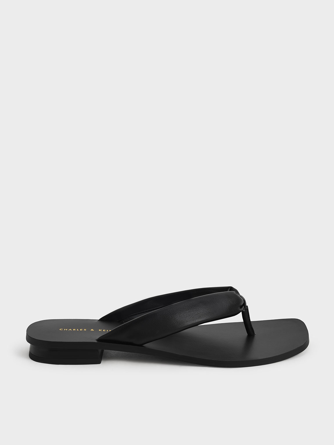 

Puffy Strap Thong Sandals