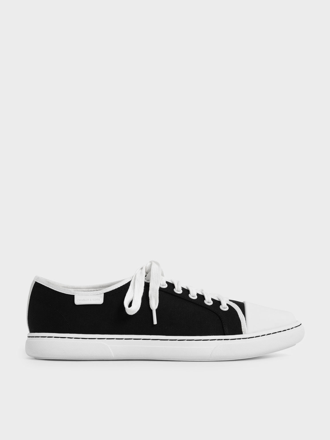 

Recycled Cotton Pointed Toe Sneakers