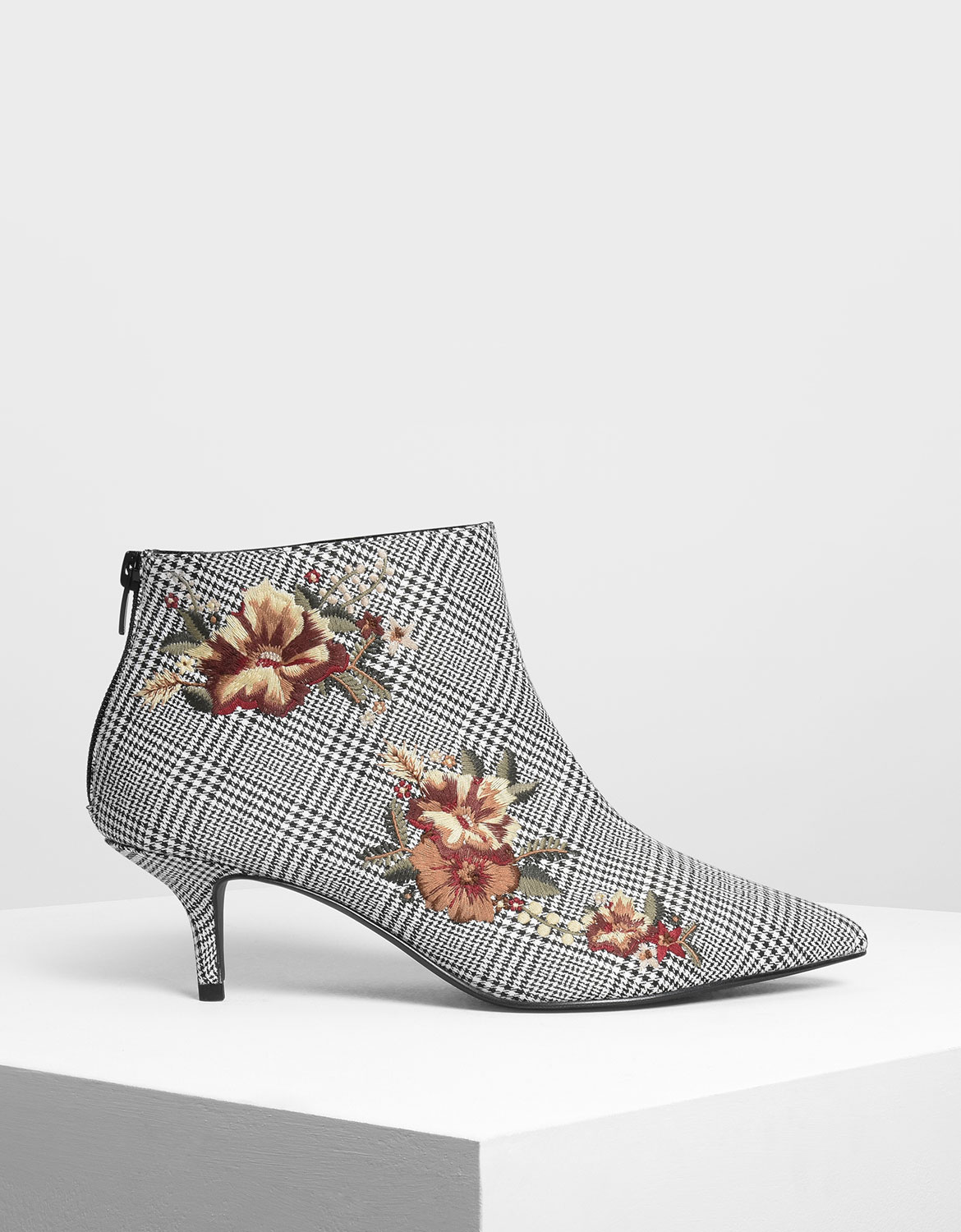 

Floral Embroidery Kitten Heel Boots, Multi