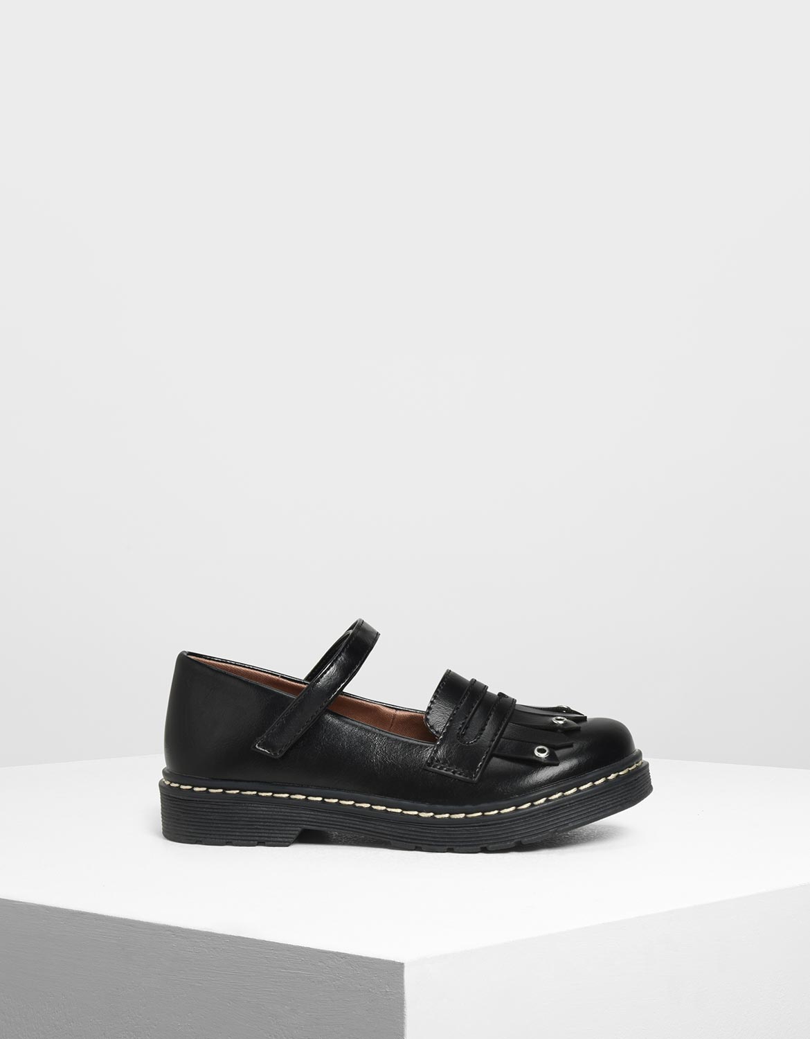 

Kids' Fringe Loafers, Black