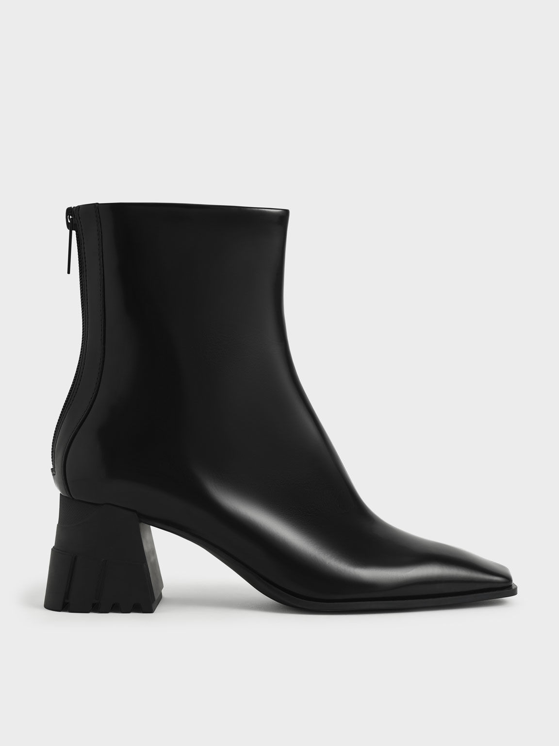 

Zip-Up Block Heel Ankle Boots