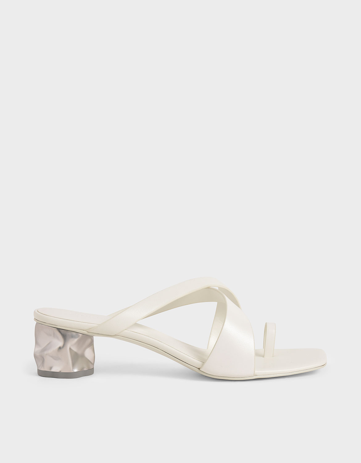

Toe Loop Criss-Cross Sandals, White